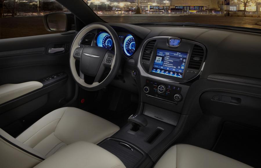  Chrysler 300C Ruyi Design Concept 2012 года  (фото 12 из 24)